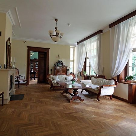 Bed and Breakfast Dwor Bieland Эльблонг Экстерьер фото