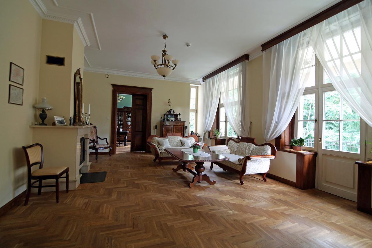 Bed and Breakfast Dwor Bieland Эльблонг Экстерьер фото