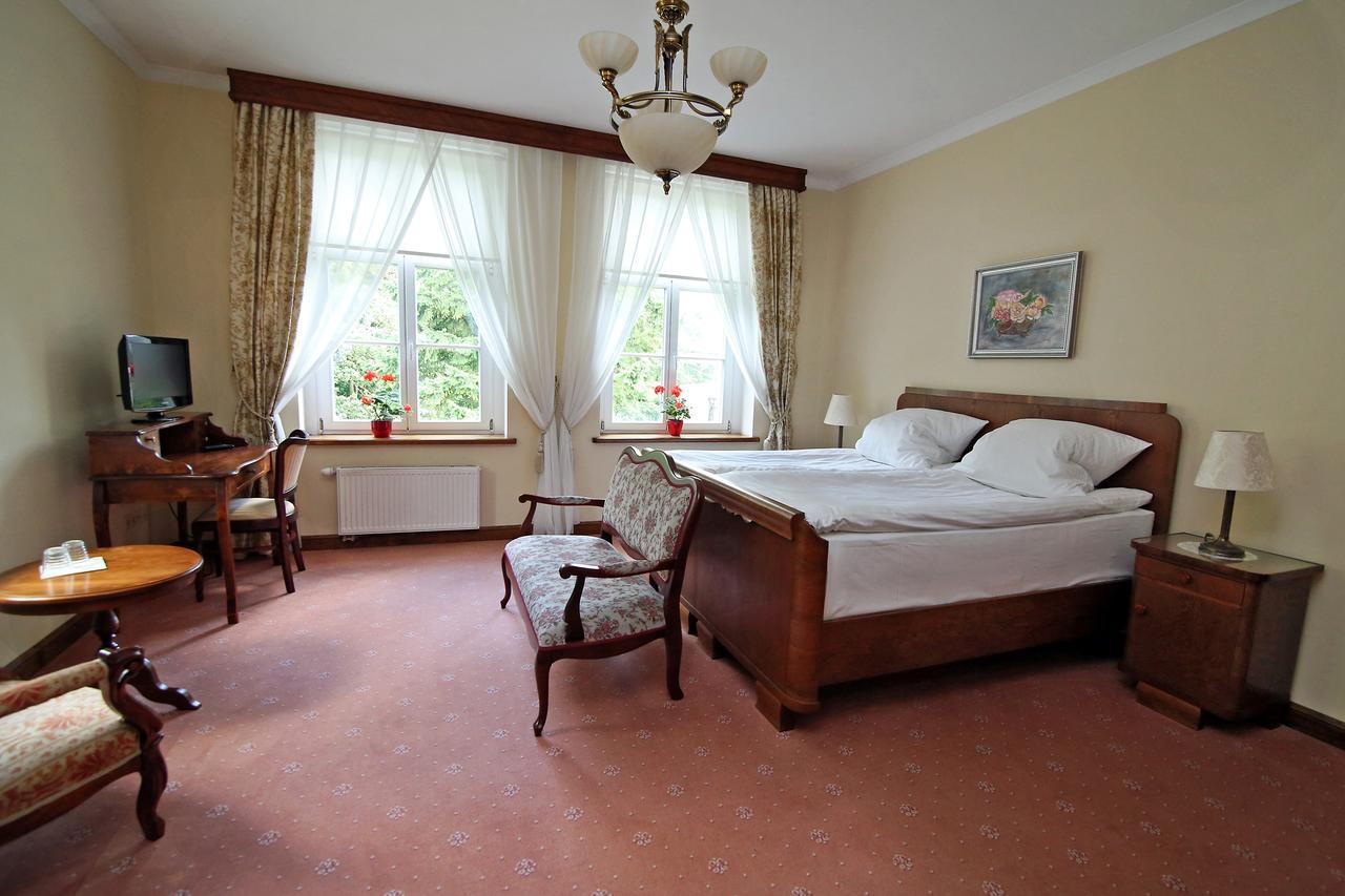 Bed and Breakfast Dwor Bieland Эльблонг Экстерьер фото