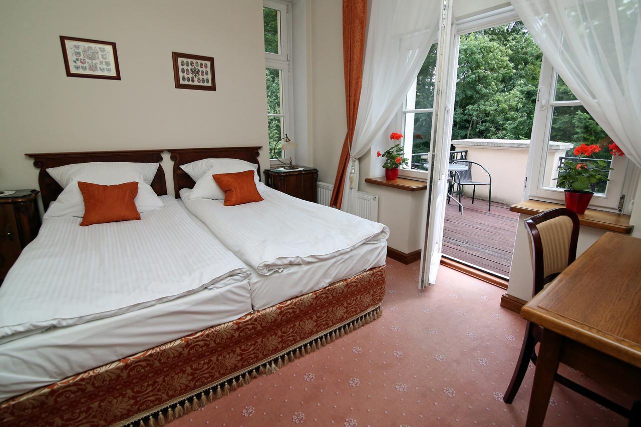 Bed and Breakfast Dwor Bieland Эльблонг Экстерьер фото