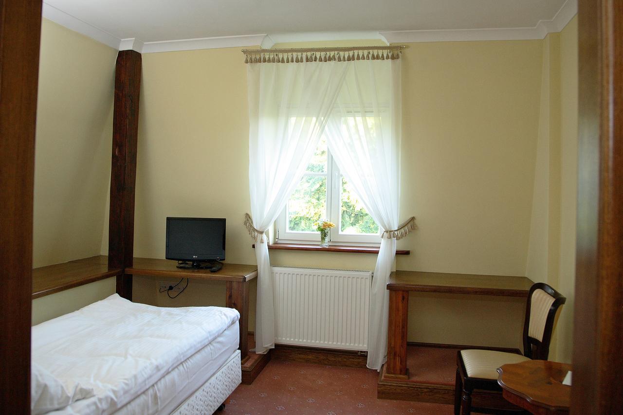 Bed and Breakfast Dwor Bieland Эльблонг Экстерьер фото