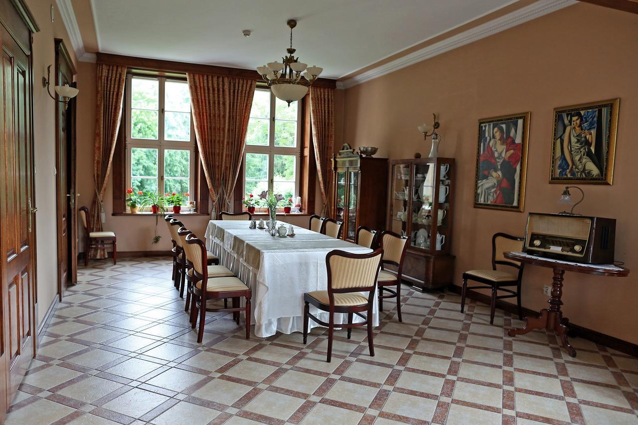 Bed and Breakfast Dwor Bieland Эльблонг Экстерьер фото
