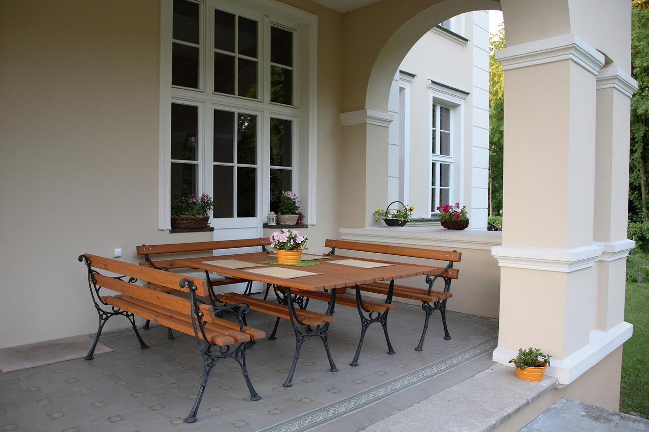 Bed and Breakfast Dwor Bieland Эльблонг Экстерьер фото